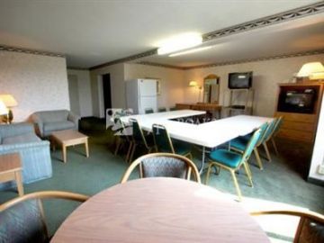 Comfort Inn & Suites Wapakoneta 2*